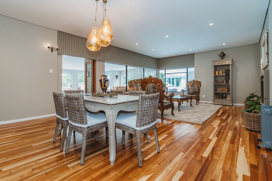 6 Bedroom Property for Sale in Heatherlands Western Cape